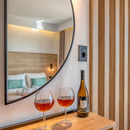 Xasteria Hotell Elafonisos Exteriör bild