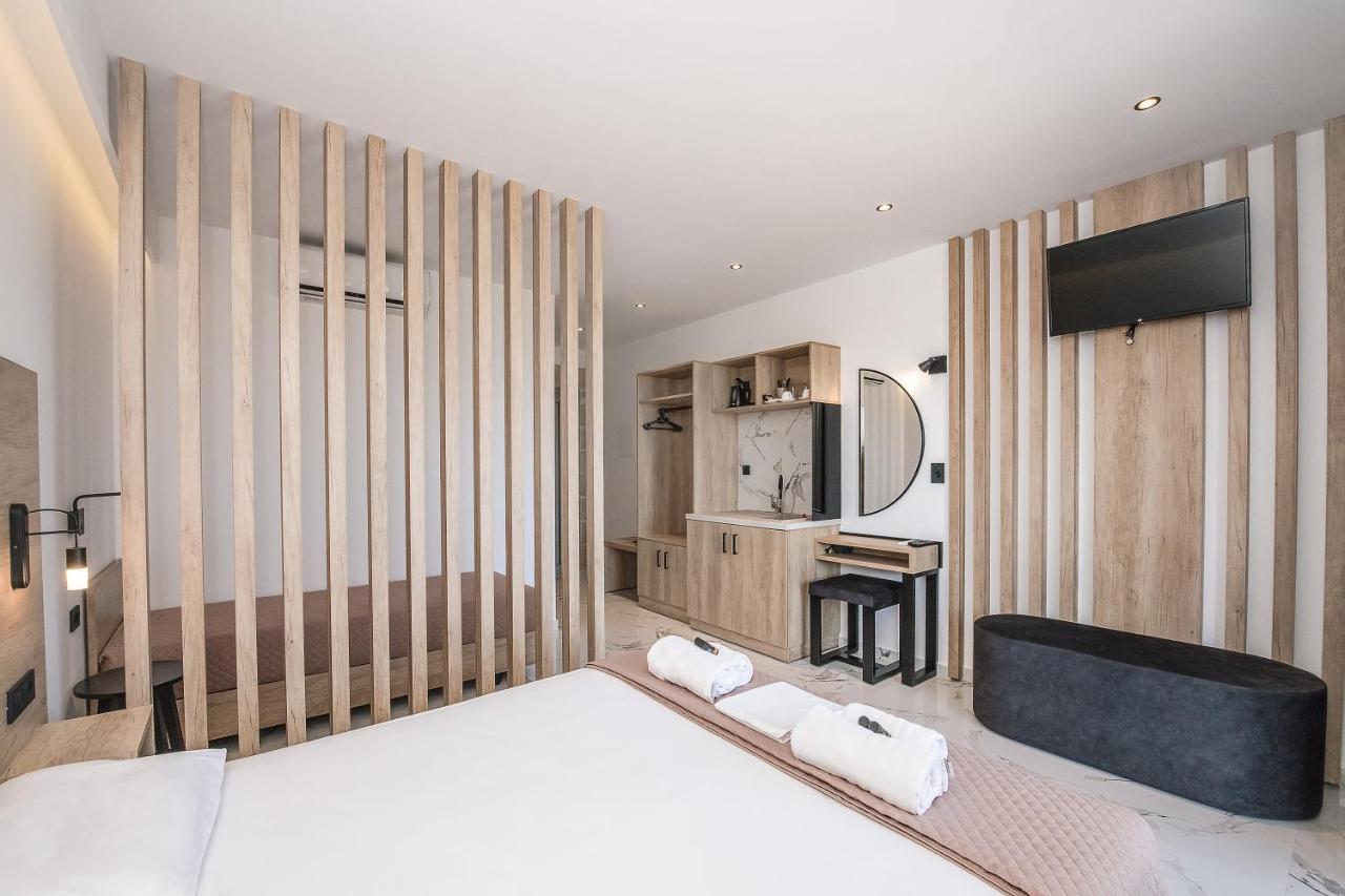 Xasteria Hotell Elafonisos Exteriör bild