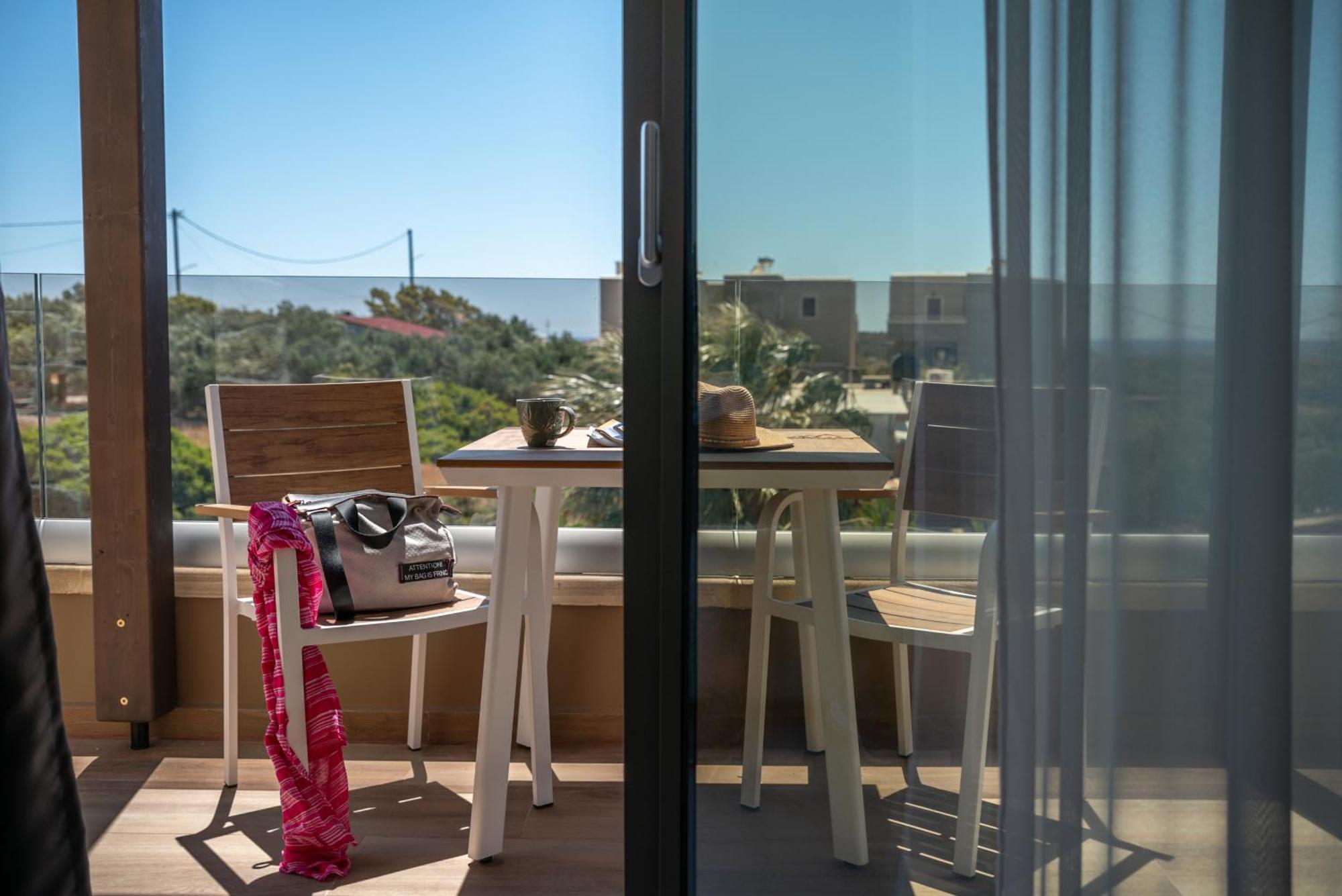 Xasteria Hotell Elafonisos Exteriör bild