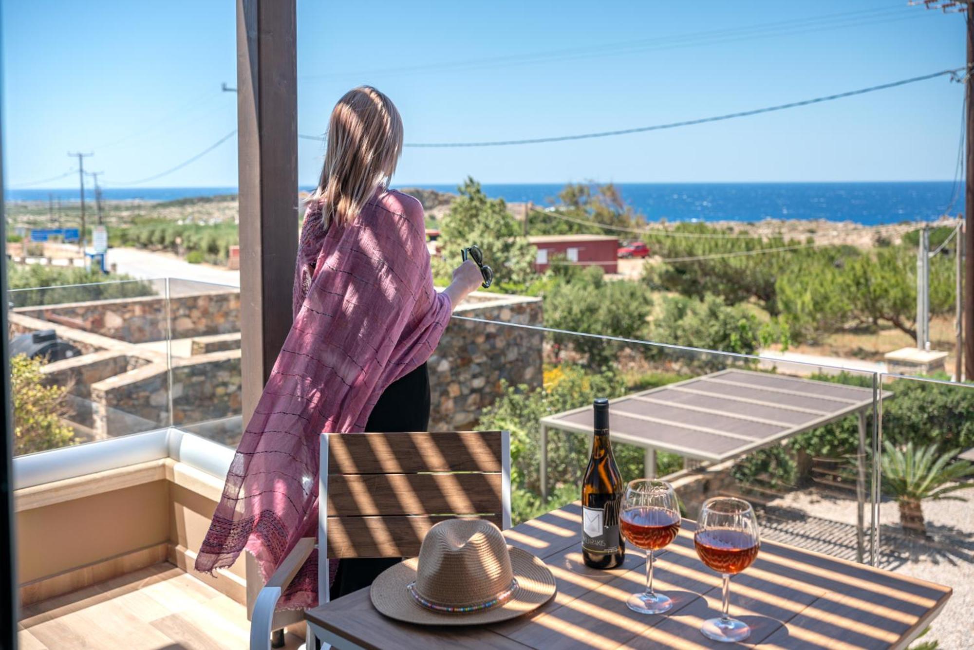 Xasteria Hotell Elafonisos Exteriör bild