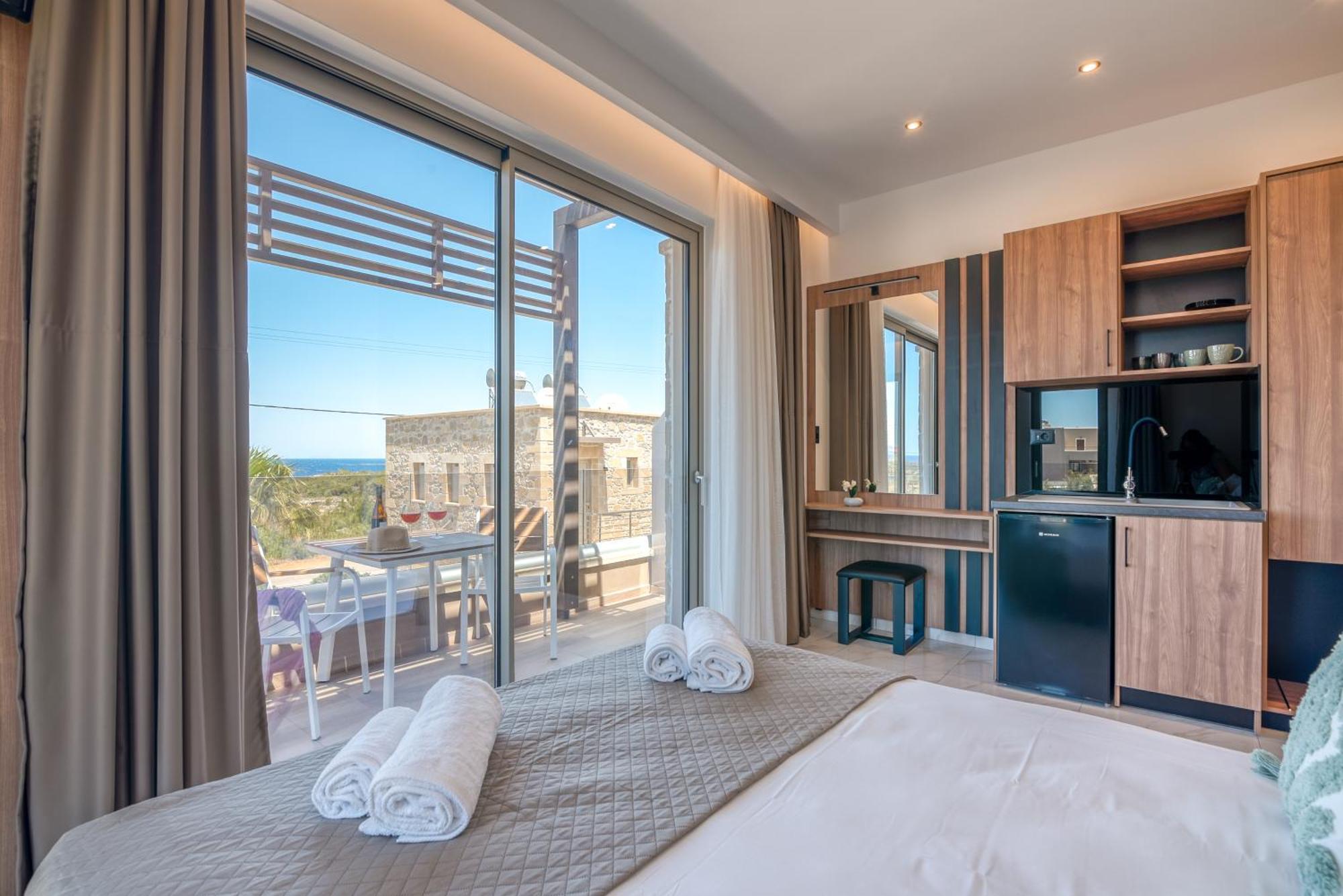 Xasteria Hotell Elafonisos Exteriör bild