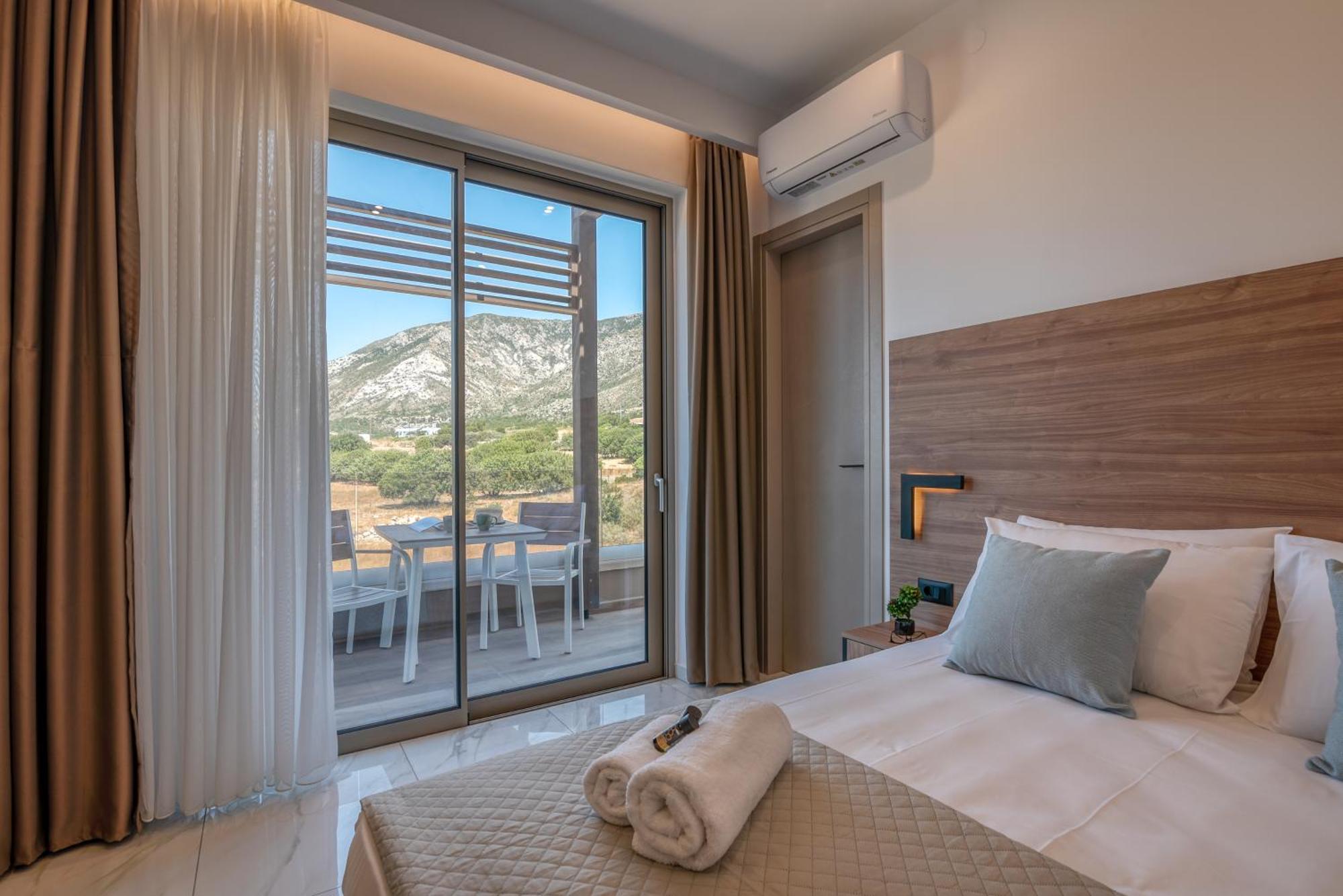 Xasteria Hotell Elafonisos Exteriör bild