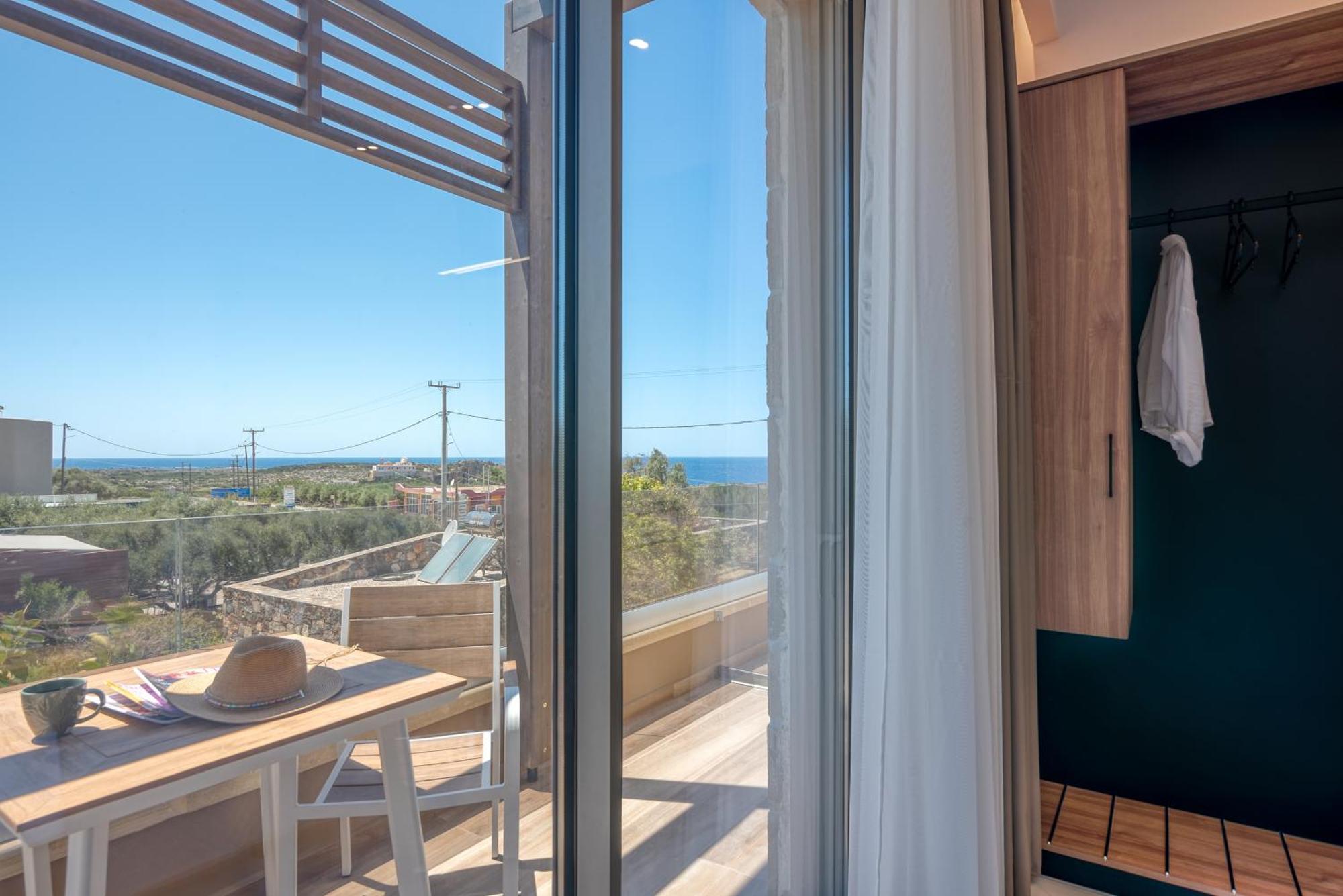 Xasteria Hotell Elafonisos Exteriör bild