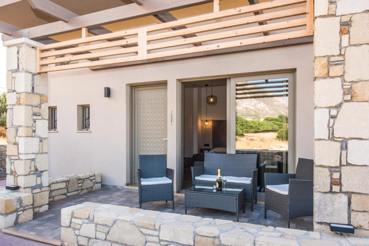 Xasteria Hotell Elafonisos Exteriör bild