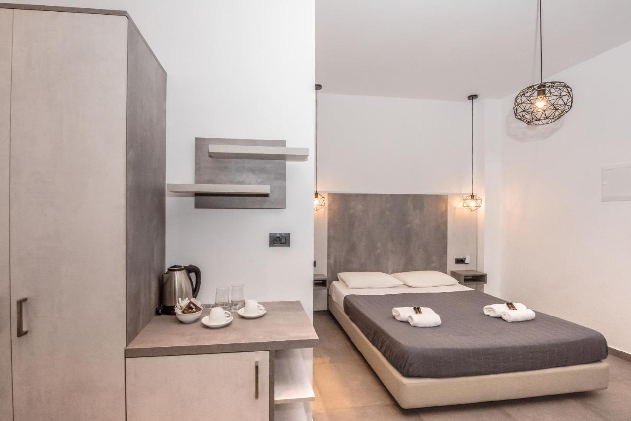 Xasteria Hotell Elafonisos Exteriör bild
